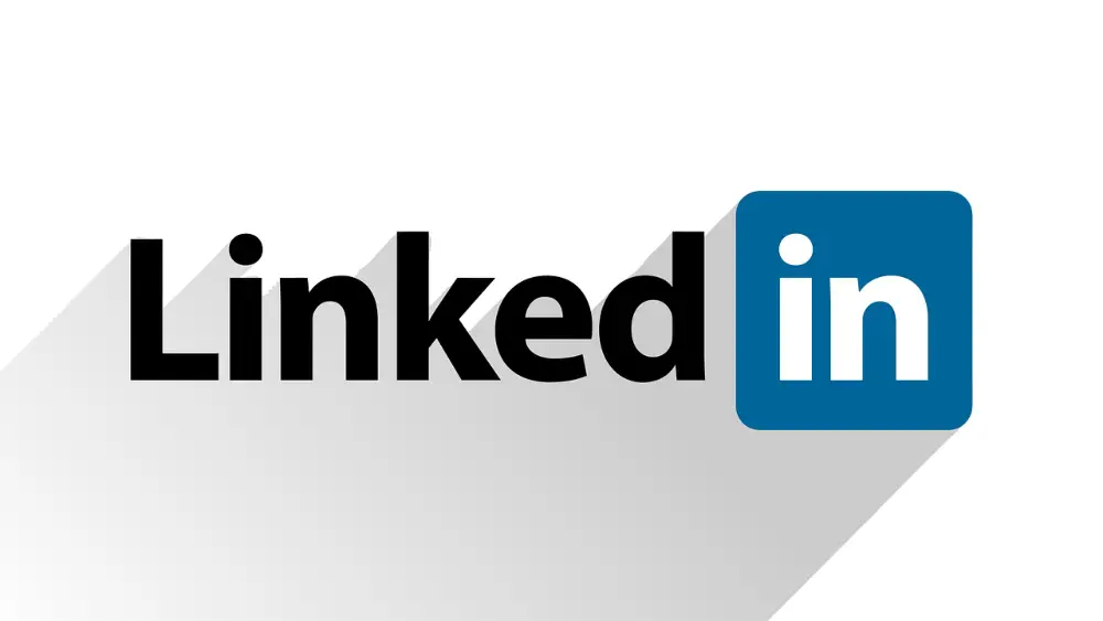 LinkedIn logo - LinkedIn video marketing