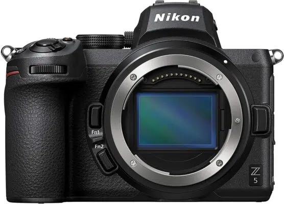 Nikon Z5. 
