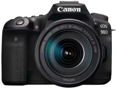 Canon EOS 90D. 