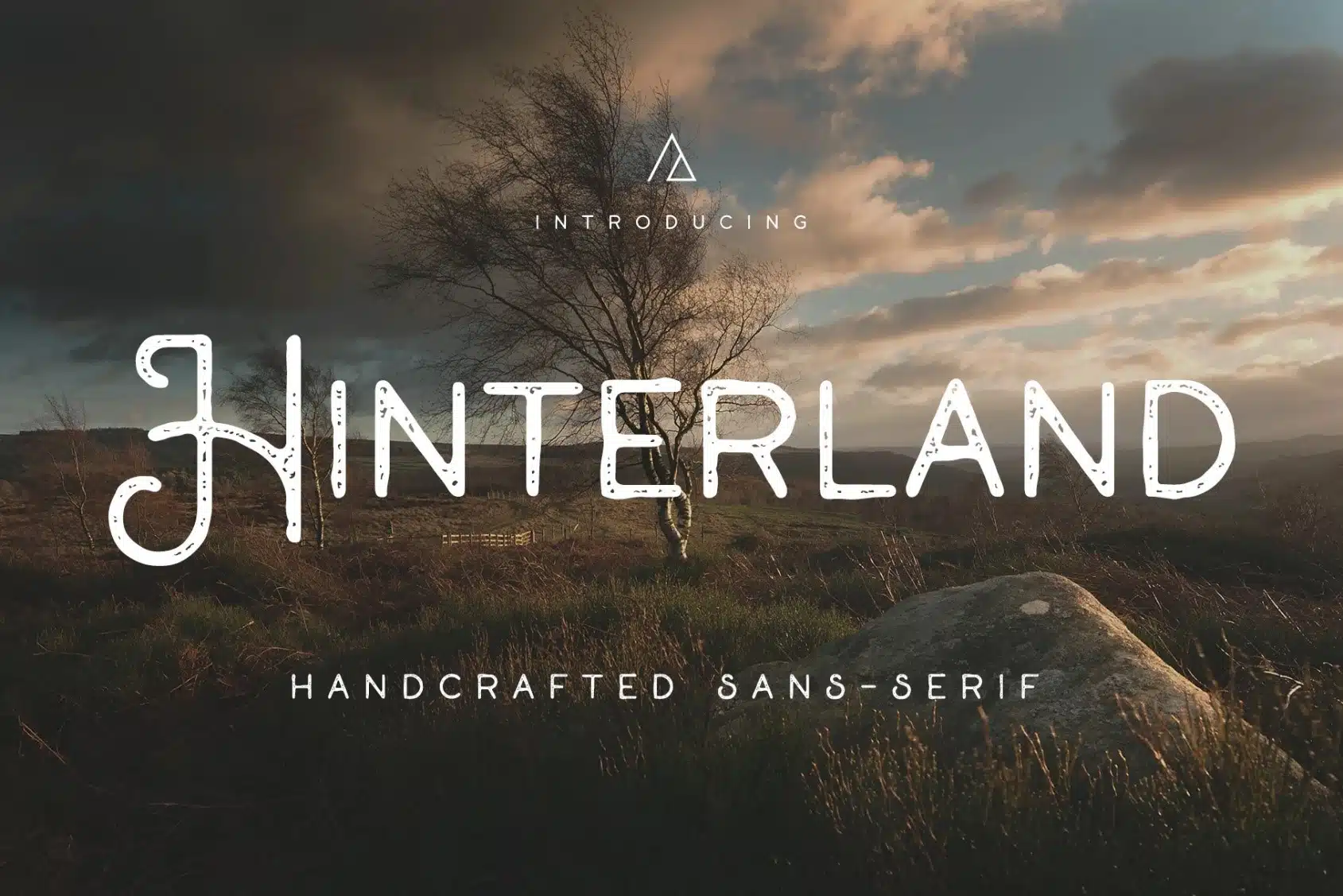 Handcrafted sans serif Hunting Font